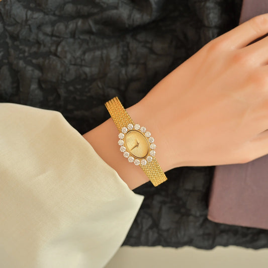 2025 New Women's Watch Medieval Diamond Vintage Retro Luxury Elegance High Quartz Retro Gold Clock