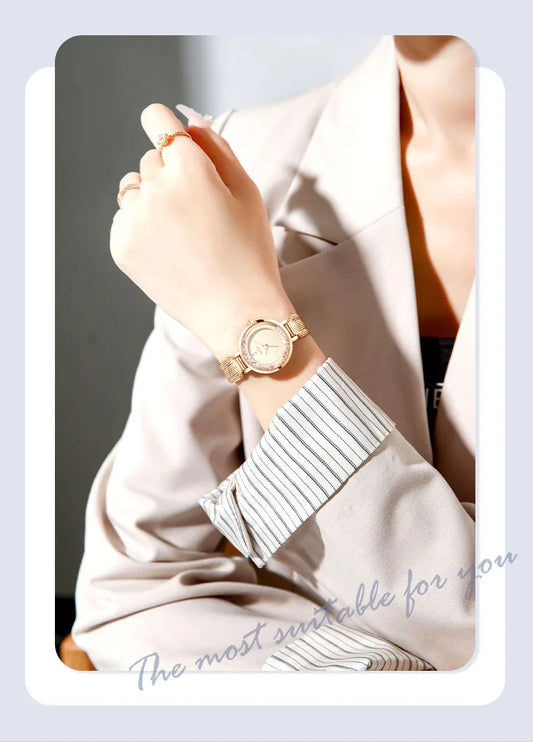 New Ladies Watch Light Luxury Brand Flowing Sand Diamond Premium Candy Strap Women Fashion Quartz Wristwatches Accessories Gift
