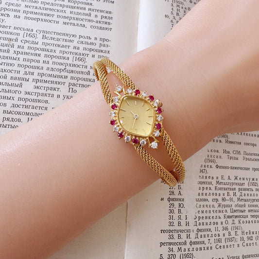 Vintage style retro light luxury exquisite  high-end  women's watch fashionab Diamonds  Crystal  High quality