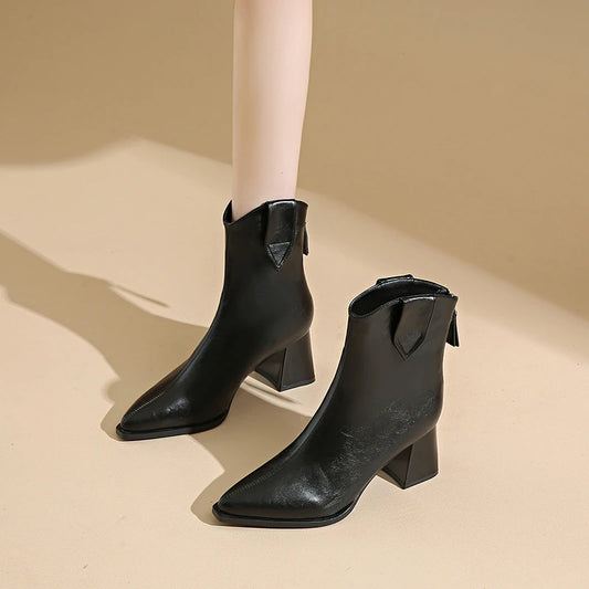 Fashionable and Comfortable New Casual Knight Boots for Women Autumn and Winter Pointed Sexy Elegant High-heeled Short Boots