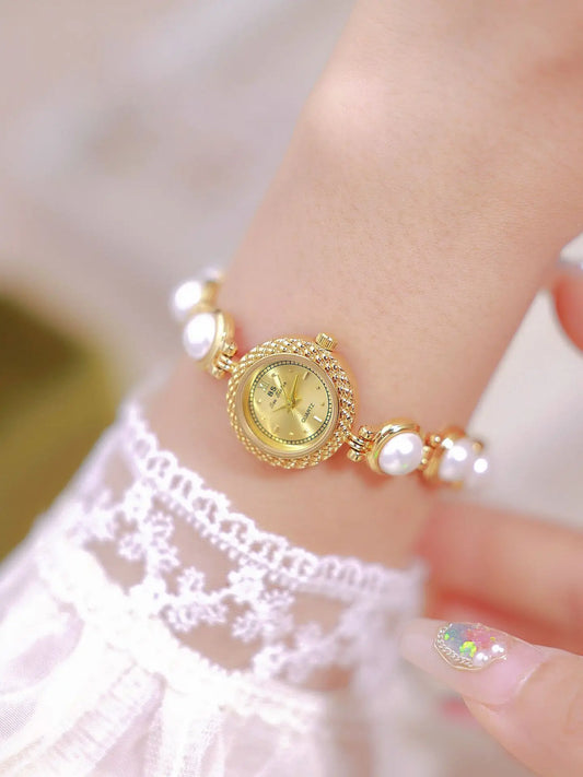 UTHAI Watch For Women Small Fragrance Medieval Luxury Pearl Bracelet Watch Temperament Waterproof Ladies Fashion Quartz Watches